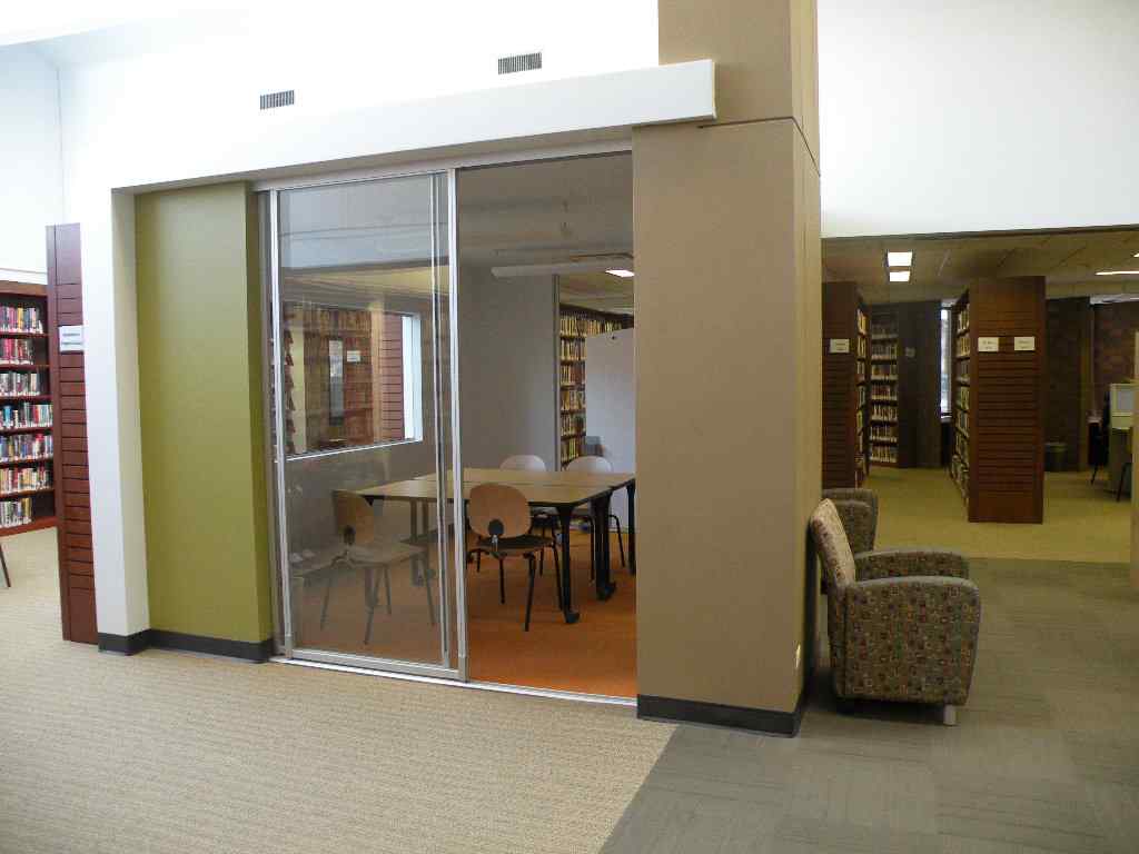 2 conference room, hampton library