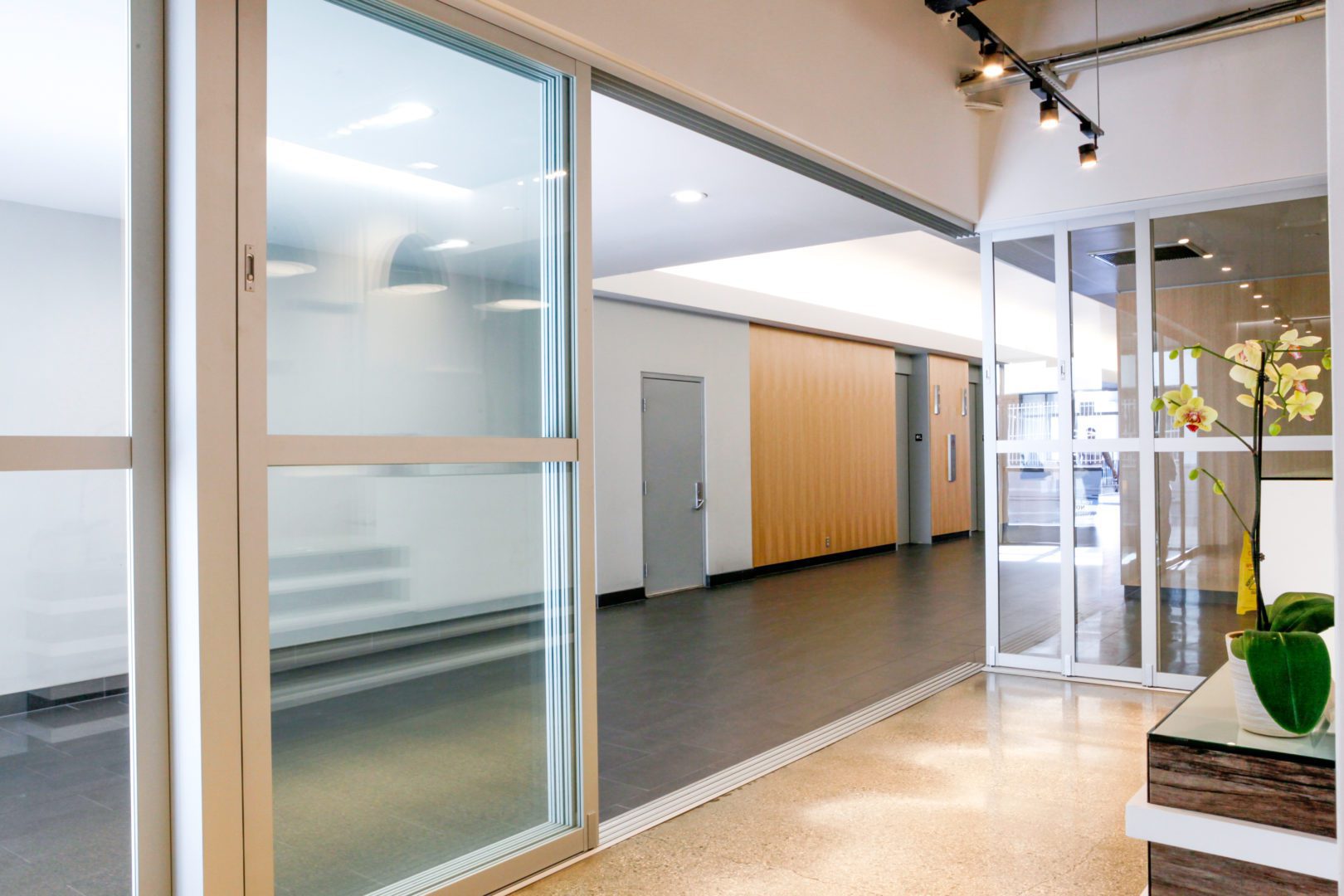 Office Scenarios and Solutions Space Plus By The Sliding Door Company